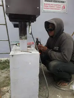 pengelasan neon box benih harapan jember