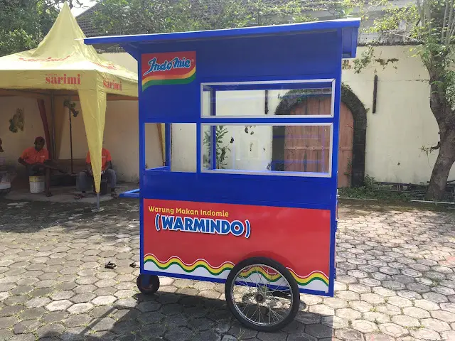 Desain Rombong Warmindo Gerobak Dorong Minimalis