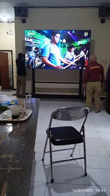 bracket tv besar bracket televisi besar