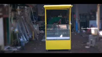 etalase kaca rombong premium jember